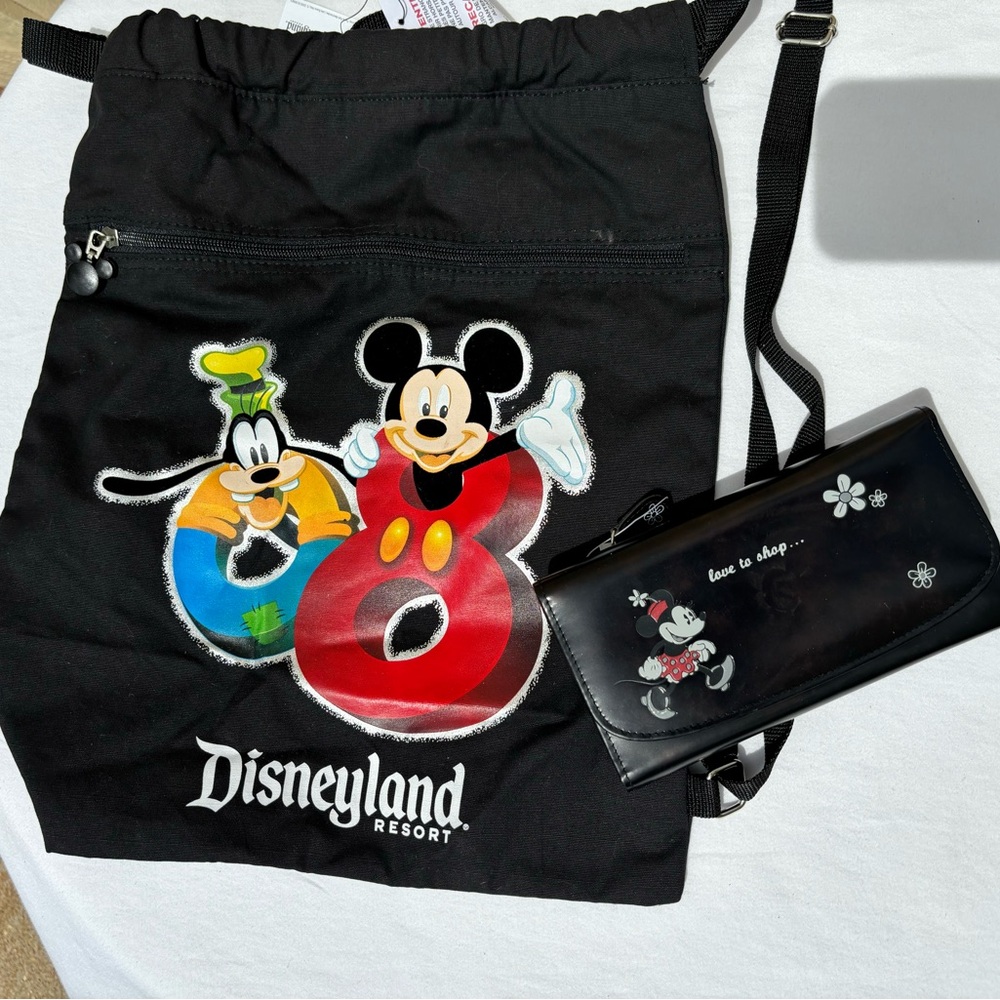 Disney Bundle Drawstring Cloth Backpack And Women… - image 1
